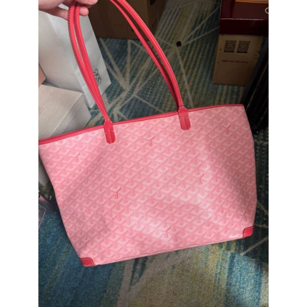 Goyard Women Pre-Loved Bag Very Good Condition